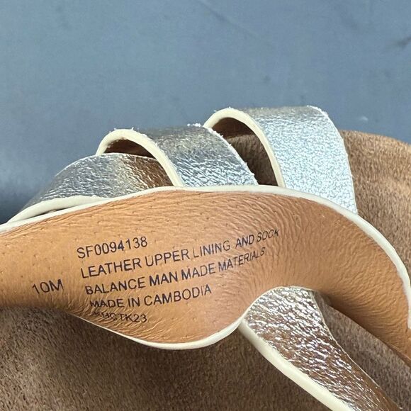 Sofft Women's Carlana sandals shoes size 10 - Picture 8 of 9